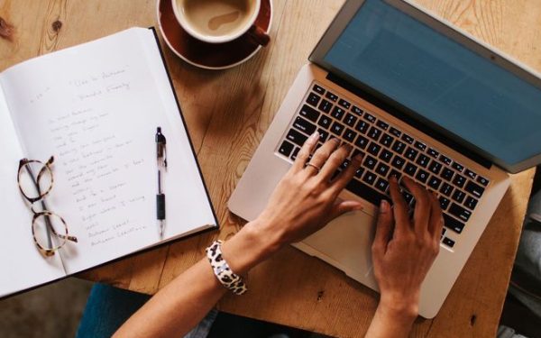 Tips dan Trik Jitu Menjadi Freelancer Sukses: Raup Penghasilan Jutaan dari Rumah