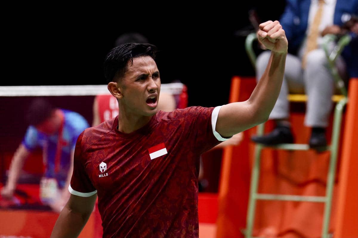 Alwi Farhan merayakan kemenangan di Asian Games 2026