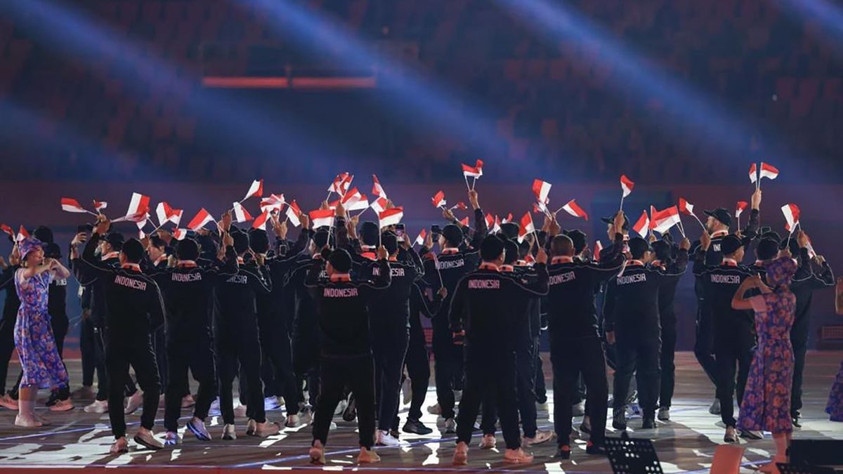 Kontingen Indonesia melambai bendera Merah Putih pada Asian Games 2026 Aichi-Nagoya