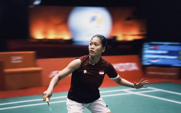 Foto aksi Putri Kusuma Wardani pada semifinal tim putri badminton Asian Games 2026 Indonesia vs China di Ichinomiya City Municipal Gymnasium