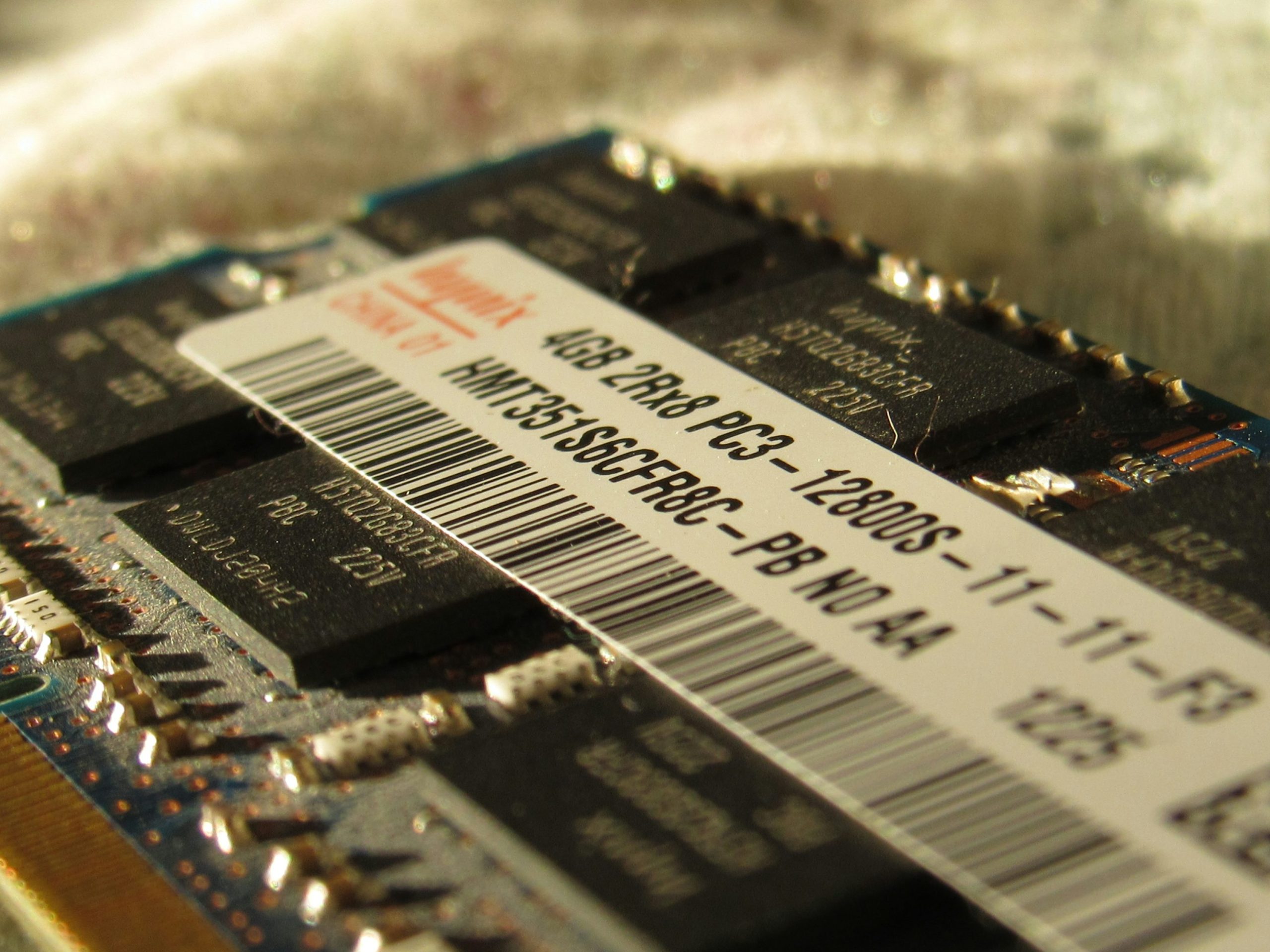 Chip memori RAM dilihat dari dekat