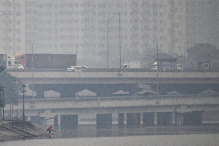 BMKG: OMC Dry Ice Aman bagi Masyarakat, Justru Tekan Kabut Asap dan Polusi