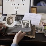 Memilah foto lama sebagai ilustrasi merapikan galeri