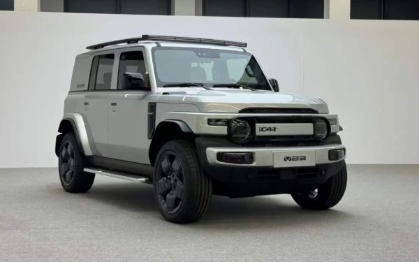 iCAR V23 SUV listrik