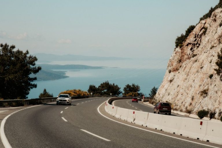 Persiapan Road Trip Keluarga dengan Mobil Pribadi