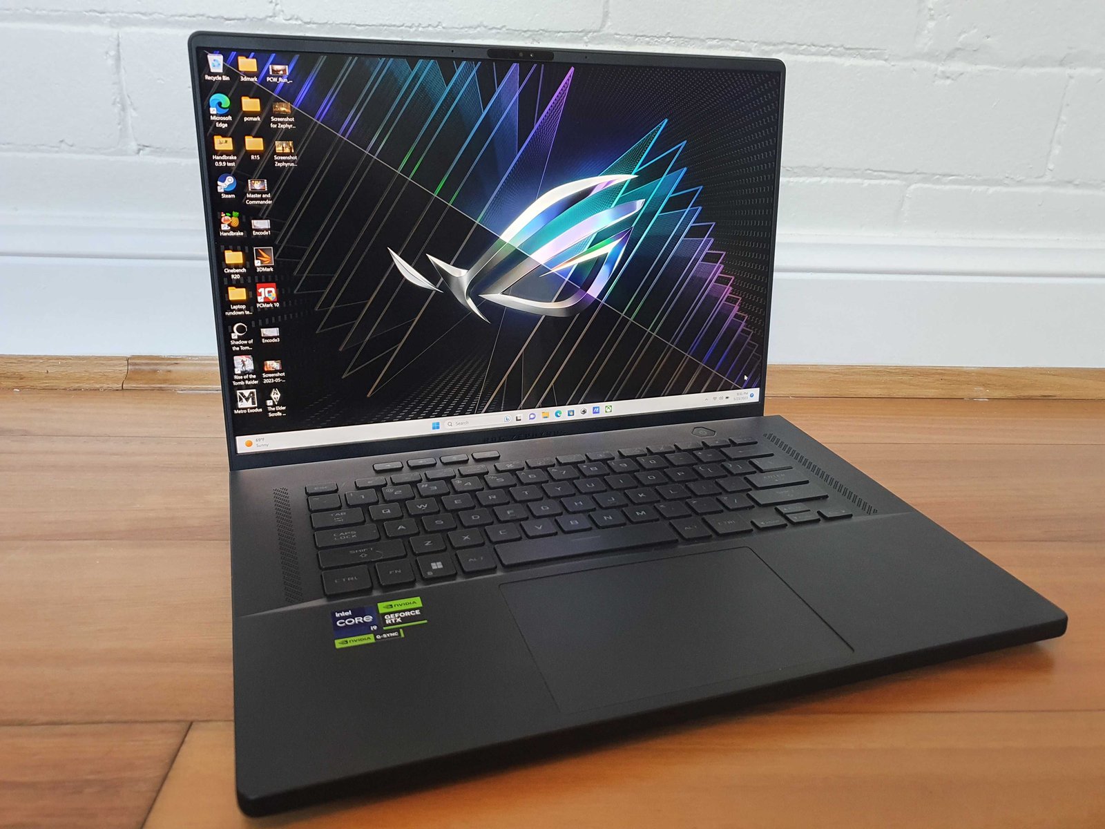 Laptop gaming ROG Zephyrus hasil uji PCWorld