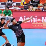 Pemain voli putra Indonesia aksi spike di Asian Games 2026 Nagoya